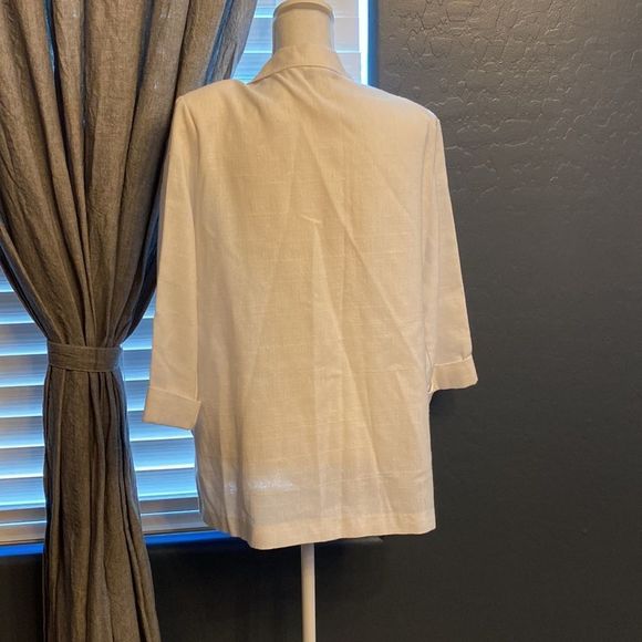 VINTAGE copycats white “linen” blazer - Picture 2 of 7